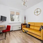 Apartman Osiedle Szkolne Cracow By Renters