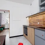 Apartman Osiedle Szkolne Cracow By Renters *