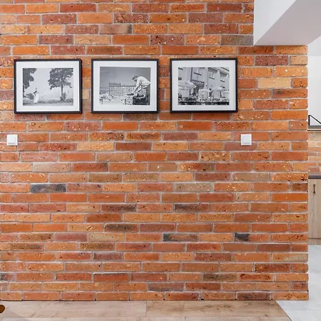 Apartment Osiedle Szkolne Cracow By Renters Krakau