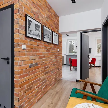 Apartment Osiedle Szkolne Cracow By Renters *